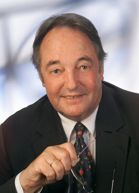 Prof. Dr. Peter Schuster