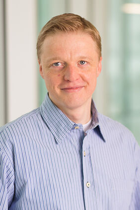 Portrait of Dr. Holger Bierhoff (Photo: Nadine Grimm)