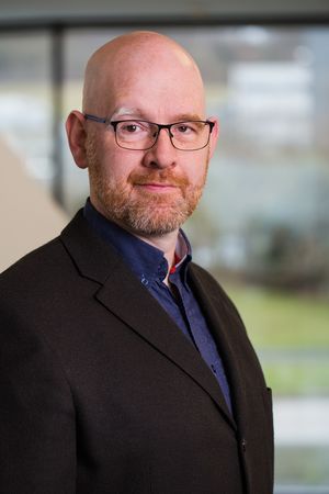 Dr. Torsten Kroll Dr. Torsten Kroll
