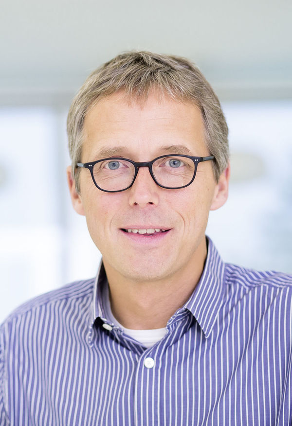 Dr. Wilfried Briest