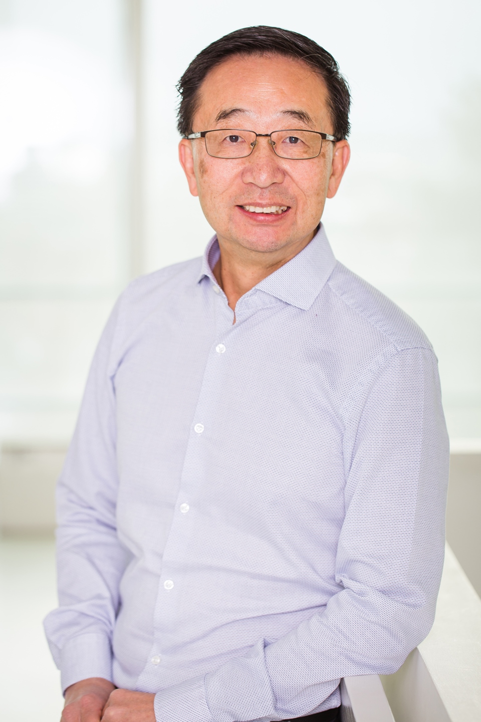Prof. Dr. Zhao-Qi Wang Prof. Dr. Zhao-Qi Wang
