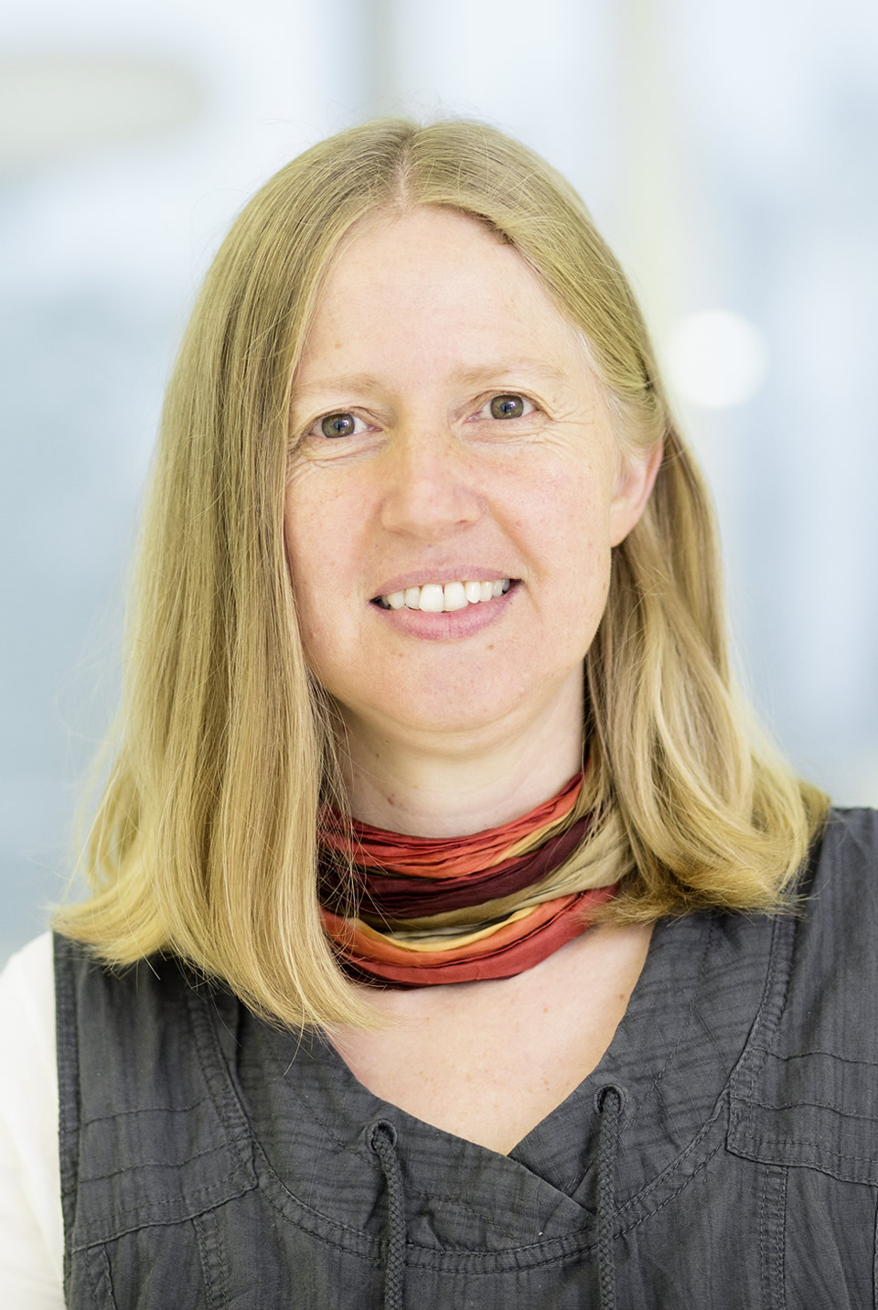 Dr. Claudia Müller Dr. Claudia Müller